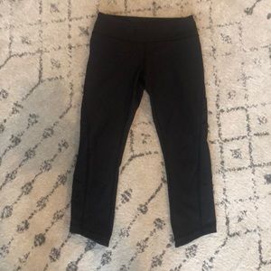 Lululemon | leggings with side detailing | Size 6